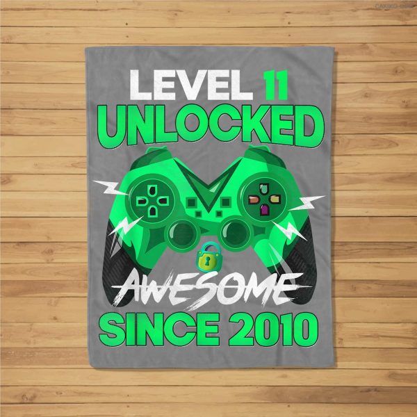 11 Yrs Old Gift Boy Level 11 Unlocked Awesome 2010 Birthday Fleece Blanket