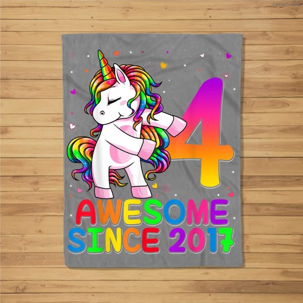 4 Years Old Unicorn Flossing 4Th Birthday Girl Unicorn Party Fleece Blanket