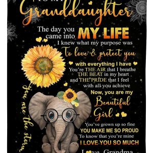 Lovely Message From Grandma For Granddaughters Blanket