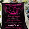 Momma Giving Daughter  Never Forget Your Way Back Home Blanket