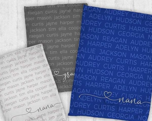 Personalized Mother’s Day  – Family Name  – Personalized Gifts For Mother’s Day – Gift For Mom – Gift For Grandma Blanket