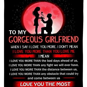 To My Gorgeous Girlfriend Love You Blanket