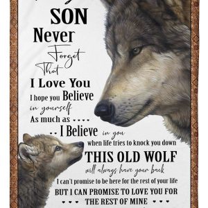 Wolf Mom To Son Never Forget I Love You Family Gift Blanket